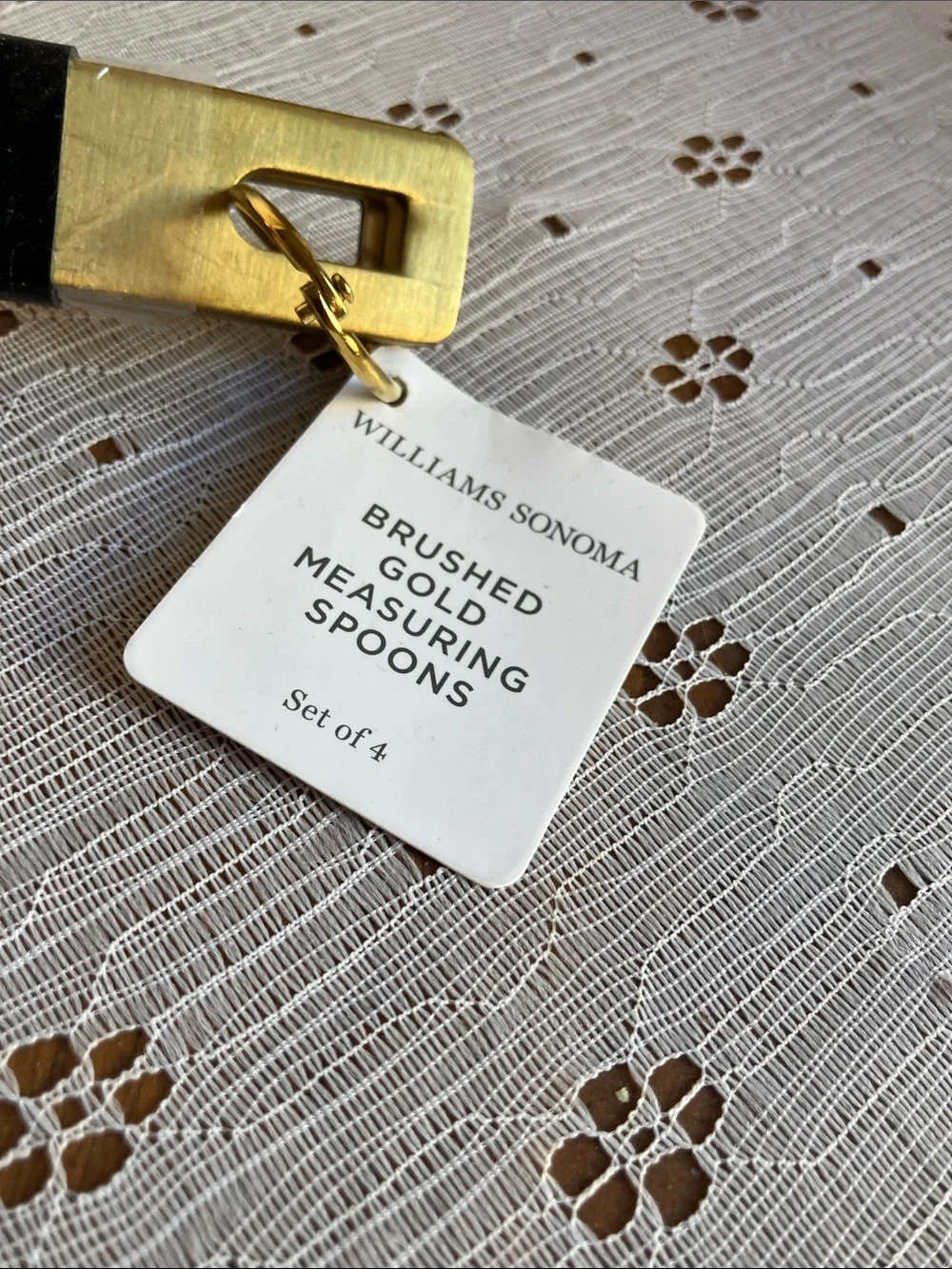 Williams and Sonoma measuring spoons